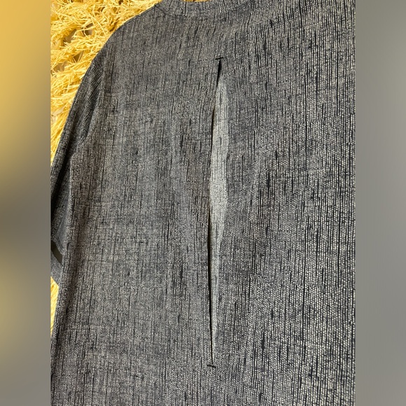 LululemonđFLAWLESS RAREđGet It On Dressâ¨back slit tunicâ¨Burlap Texture Duneâ¨6 - Picture 11 of 16